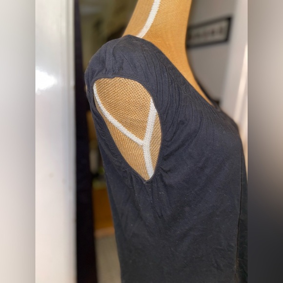 Anne Taylor Cap Sleeve Top (black, size L) - Picture 3 of 5